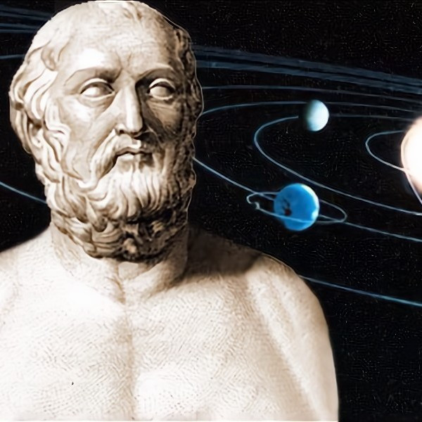 Кто первым выдвинул теорию о том, что земля вращается вокруг Солнца?