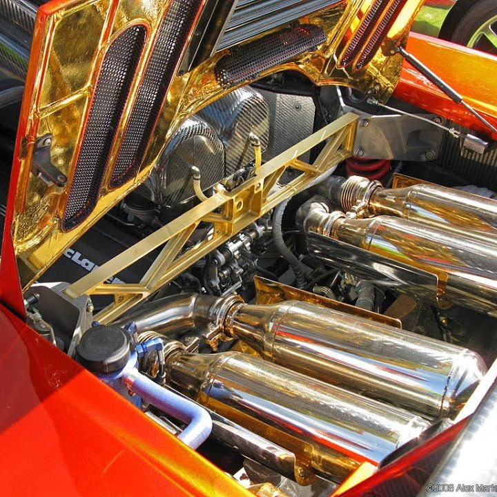 Почему отсек двигателя и капот суперкара McLaren F1 покрыты золотом?