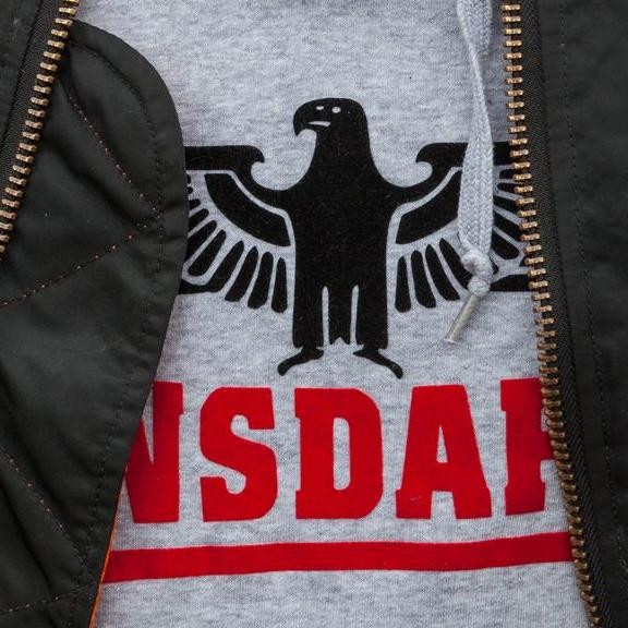 Почему марка одежды Lonsdale популярна у неонацистов?