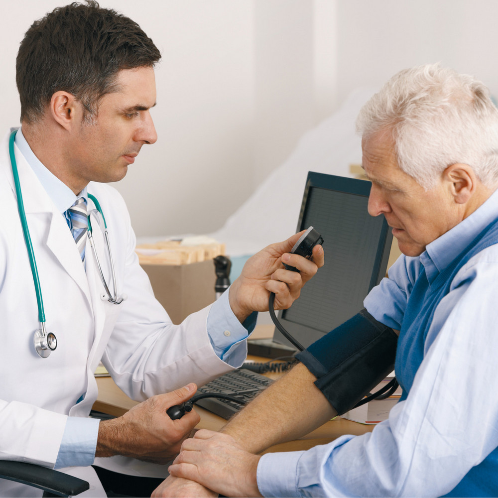 Какое влияние оказывают доктора на показатели артериального давления пациентов?