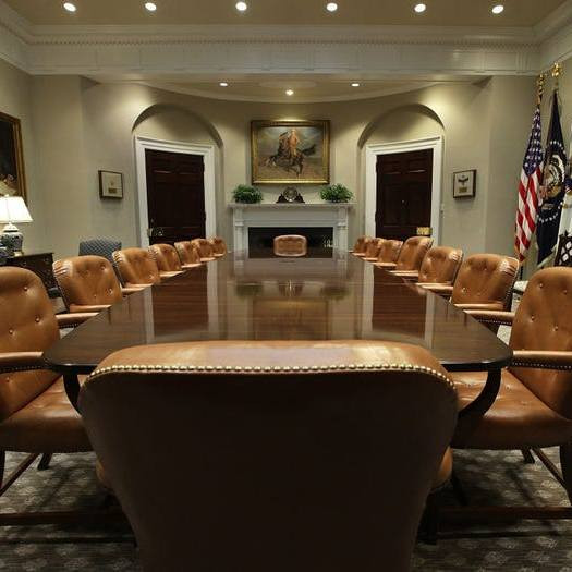 Какая комната Белого дома названа в честь сразу двух президентов?