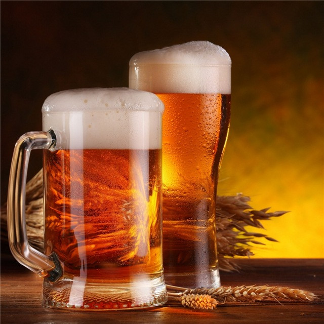 Каким образом форма бокала влияет на скорость выпивания пива?
