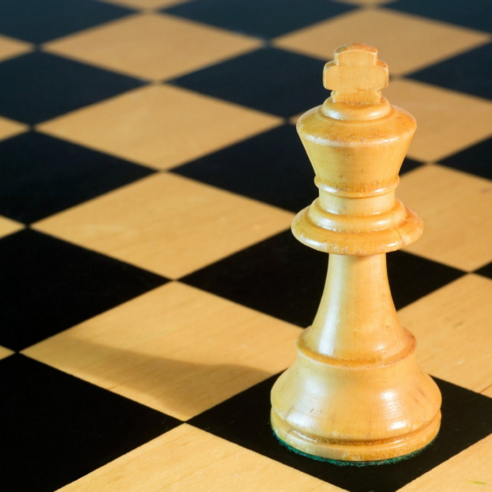 Какая шахматная фигура наиболее прибавила в весе в ходе развития шахмат?