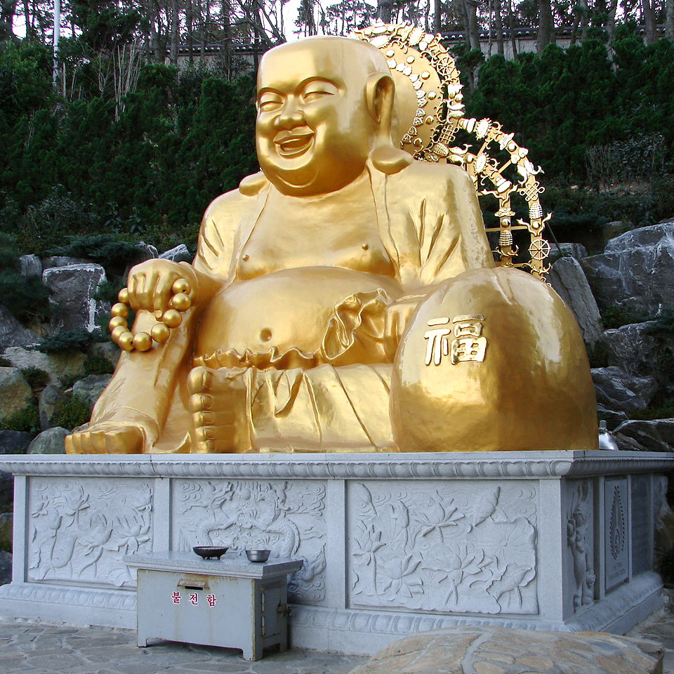 Какую внешность часто ошибочно приписывают Будде Гаутаме?