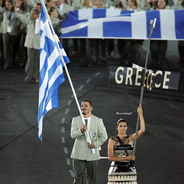 Делегация какой страны всегда идёт первой на церемониях открытия Олимпиад?