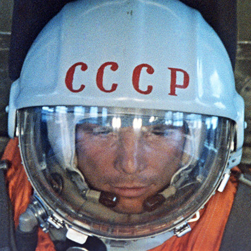 Какую защиту от невменяемости Гагарина предусмотрели инженеры?