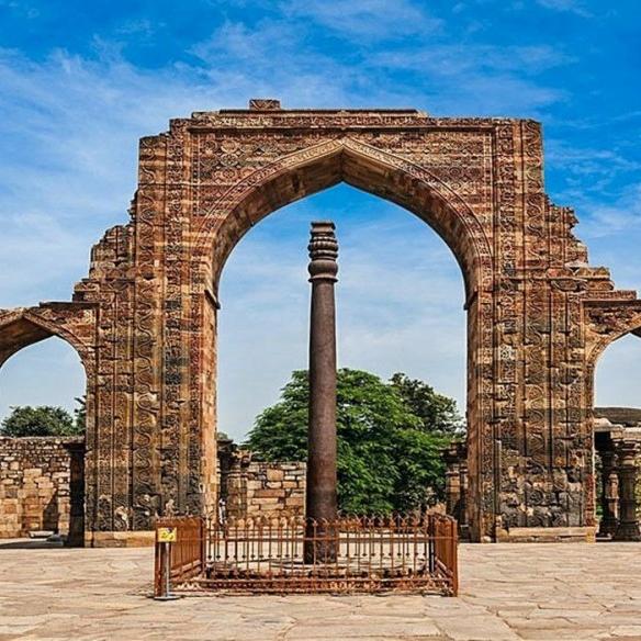 Почему железная колонна в Дели почти не заржавела за 16 веков?