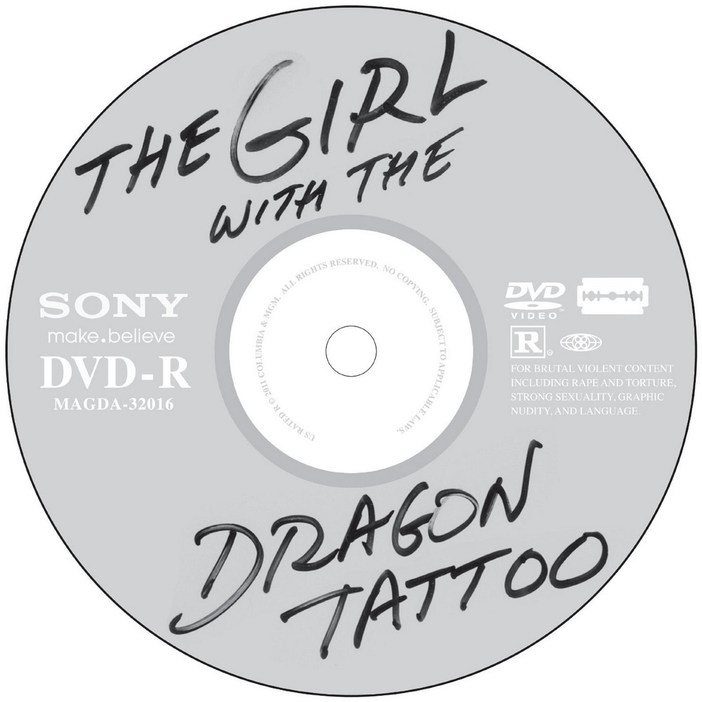 Какие фильмы и альбомы продавались на DVD, стилизованных под пиратскую продукцию?