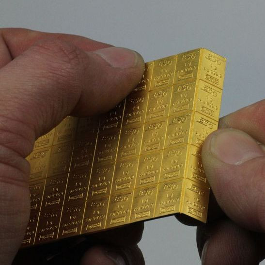 Где можно купить золото в форме плитки шоколада?