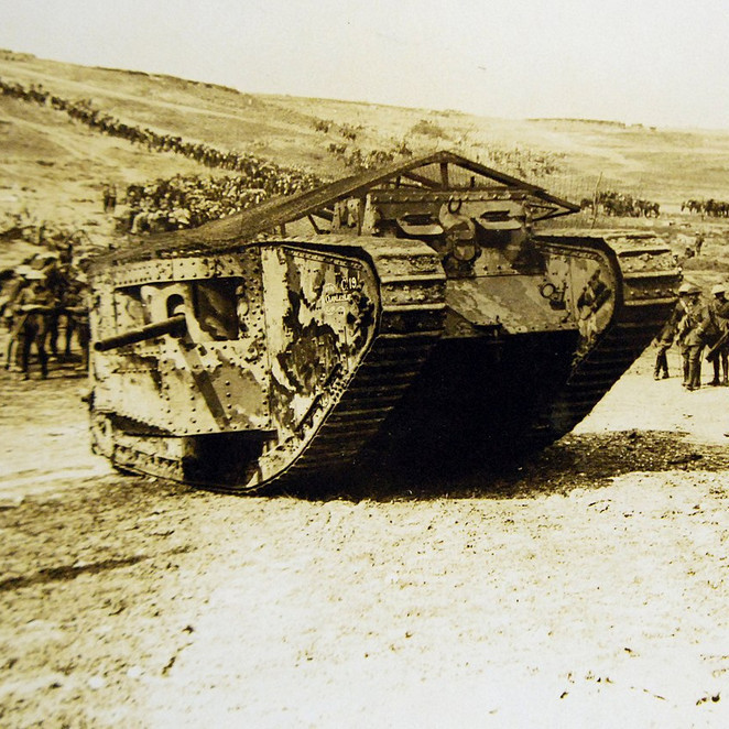 Почему первые танки в России называли лоханями?