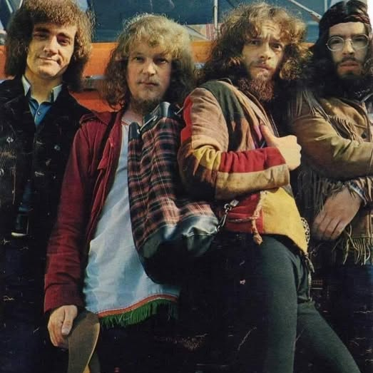 Почему группа Jethro Tull получила такое название?
