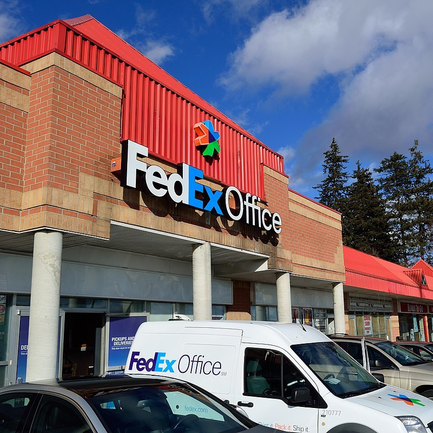Что спрятано в логотипе компании FedEx?